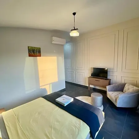 Annabell Villa *